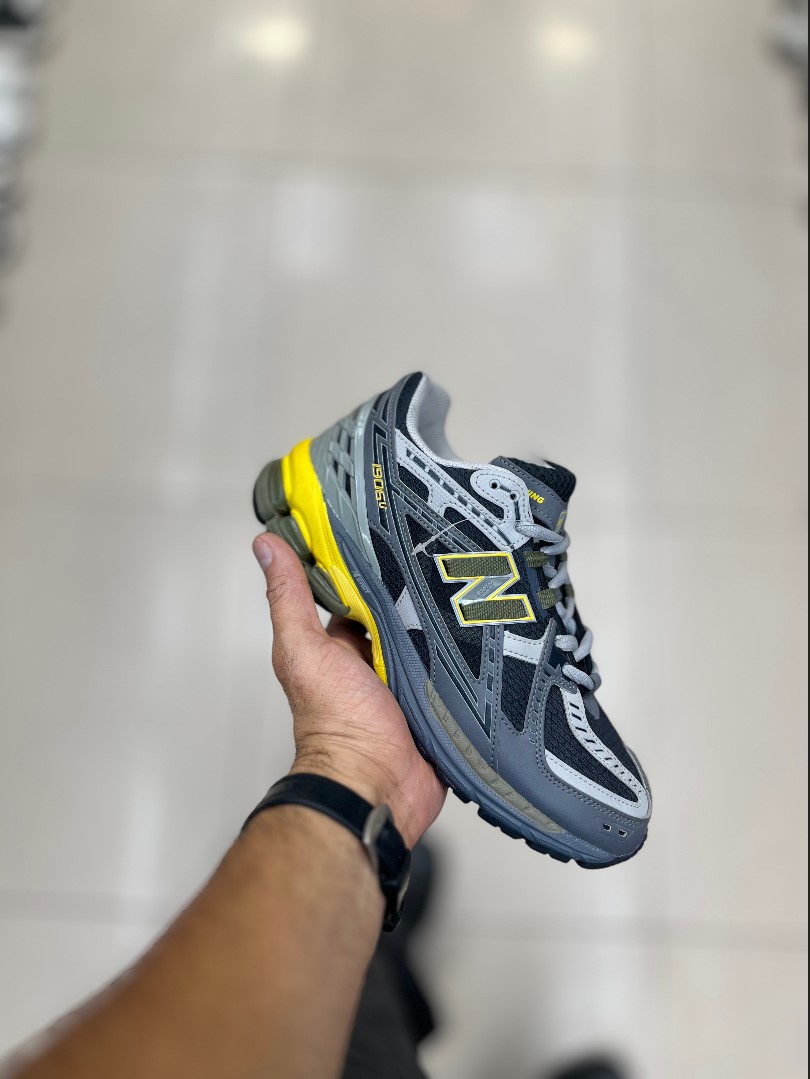 کتونی نیوبالانس ۱۹۰۶D زرد طوسی مستر کوالیتی - New Balance 1906D Castlerock Black Yellow